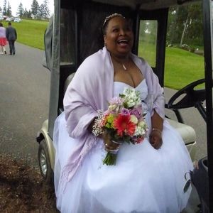 Meet your Posher, Nora